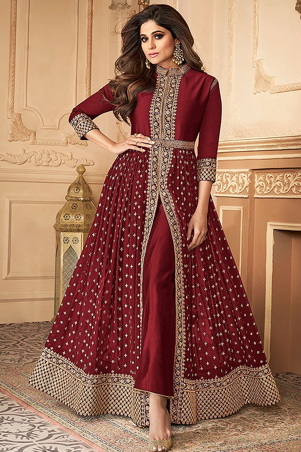 maroon suit per dupatta