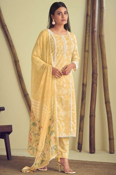 Yellow Cotton Printed Kurta Set With Chiffon Dupatta