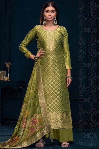 Green Banarasi Silk Zari Woven & Stone Embellished Kurta Set